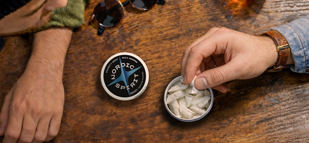 Caffeine Pouches vs Nicotine Pouches